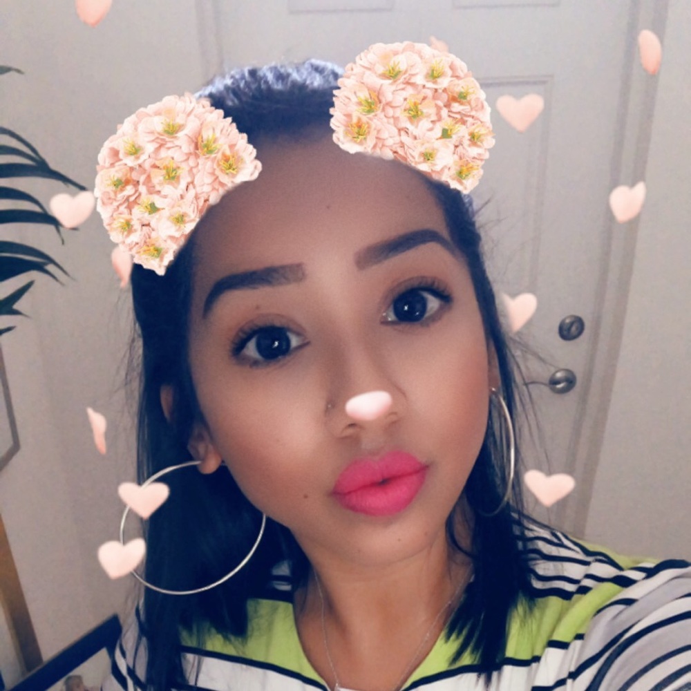 Meet your Posher, Candice